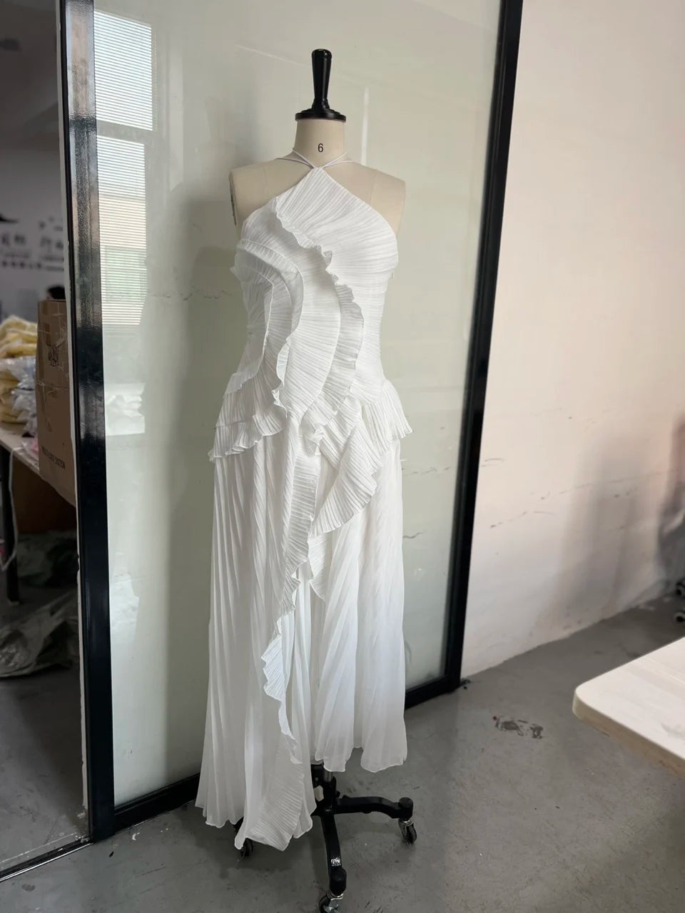 Vestido Largo Gasa Halter Volantes Lila